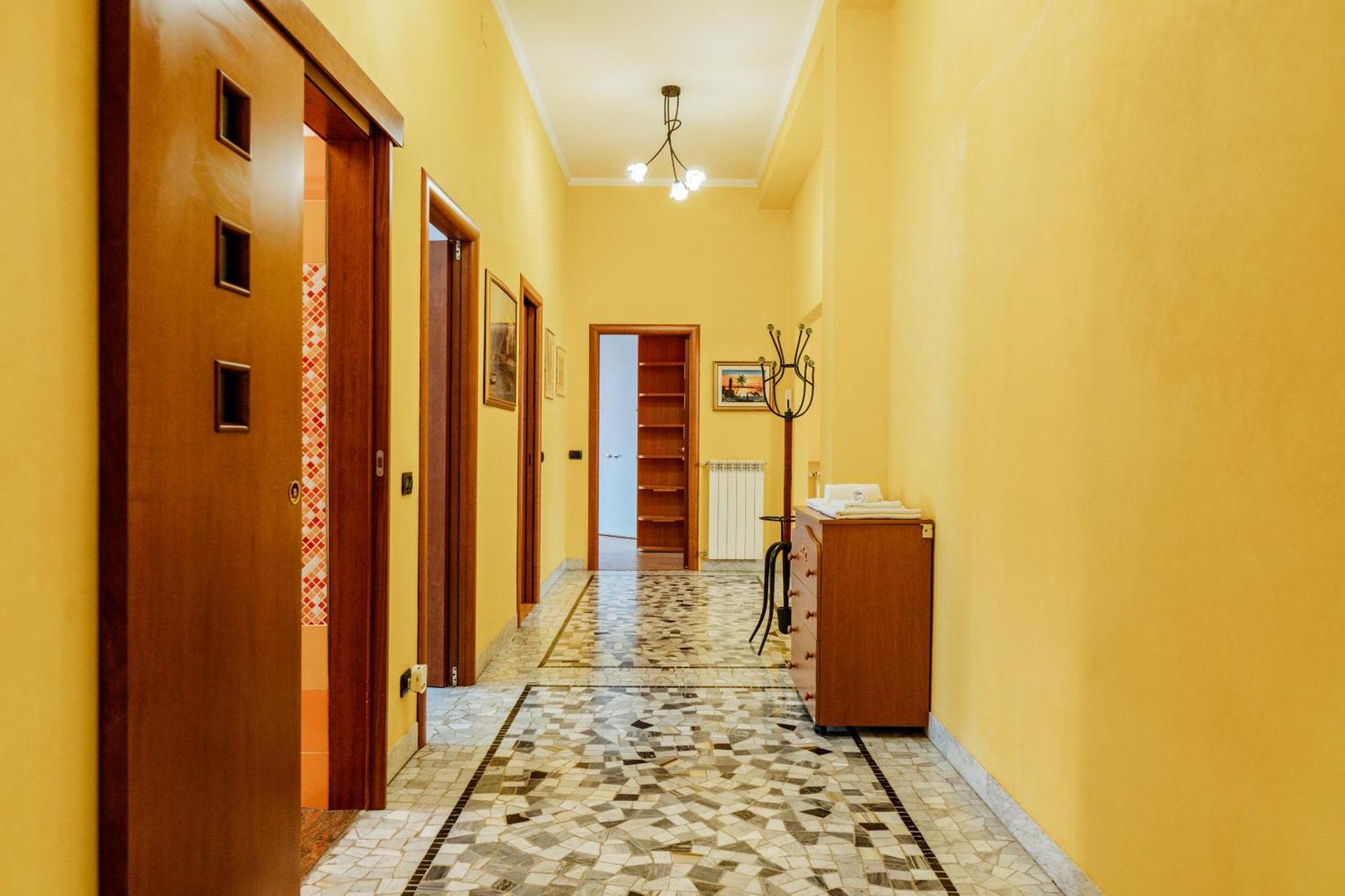 Luxe Apartment Near Milano, Rho Fiera E Mxp Бусто Арсицио Екстериор снимка